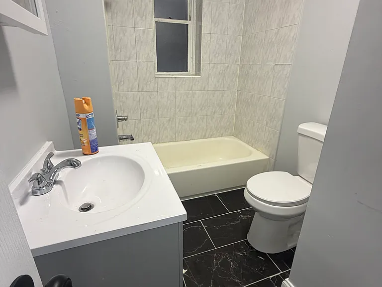 96 Eaton Pl #LL1 — Photo 9