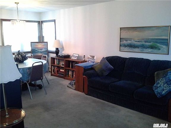 2nd image of 44 Chatham Dr