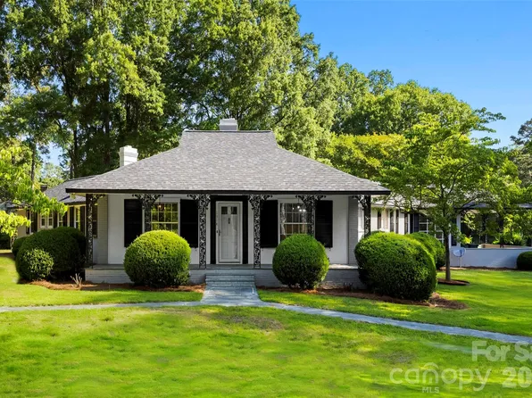 1314 Park Ln, Gastonia, NC 28052