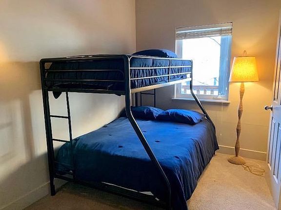 4th image of 110 Wood River Dr APT 12
