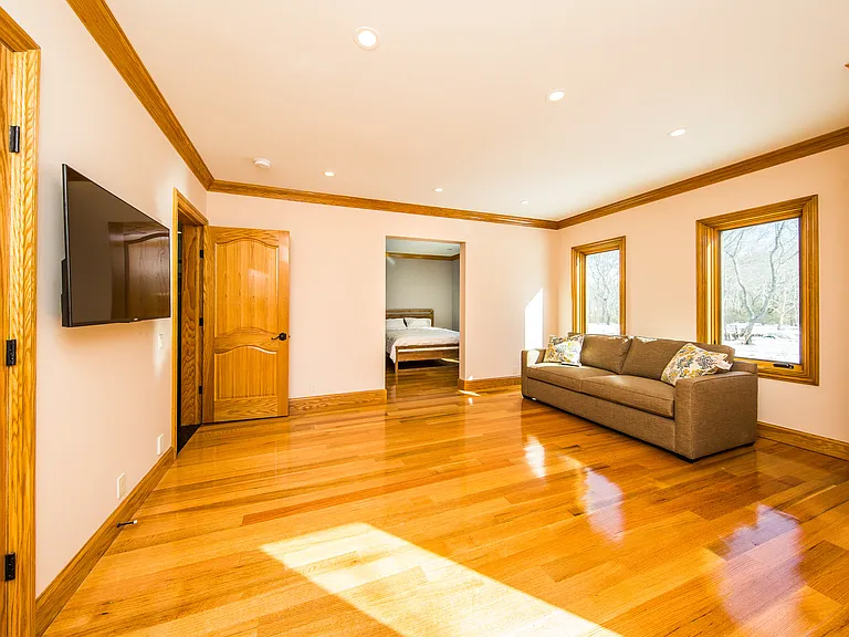 3 Royal Oak Way — Photo 11