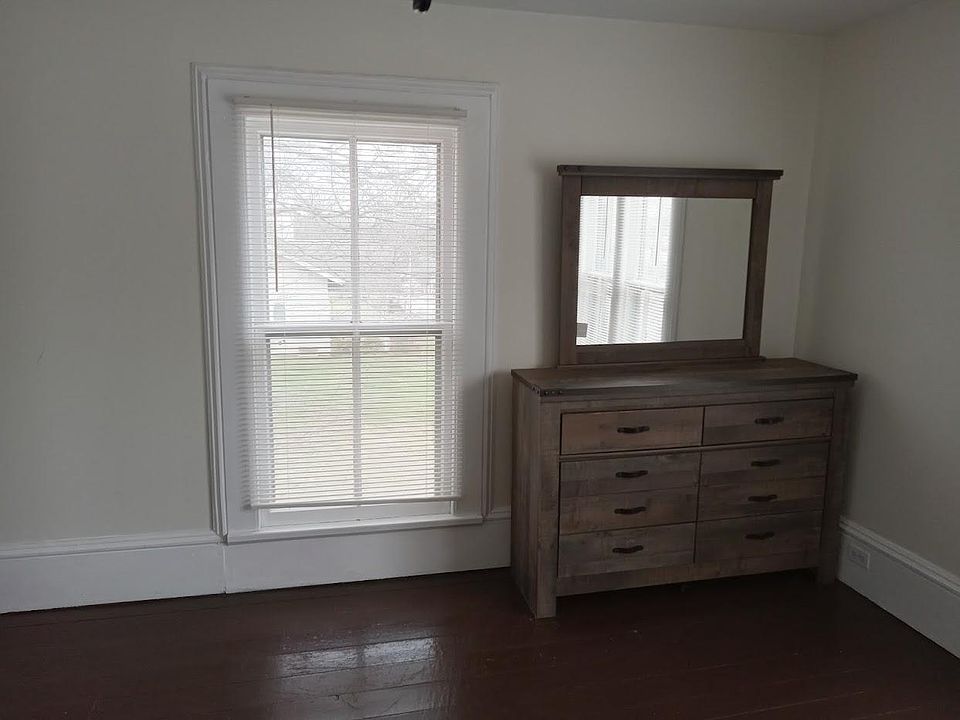 526 Monroe Street 5 526 Monroe St Madisonville TN Zillow