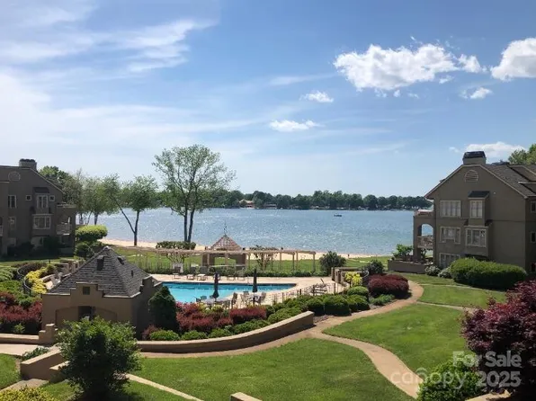 635 Portside Dr, Davidson, NC 28036