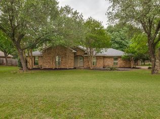 3470 Oak Tree Ln, Midlothian, TX 76065