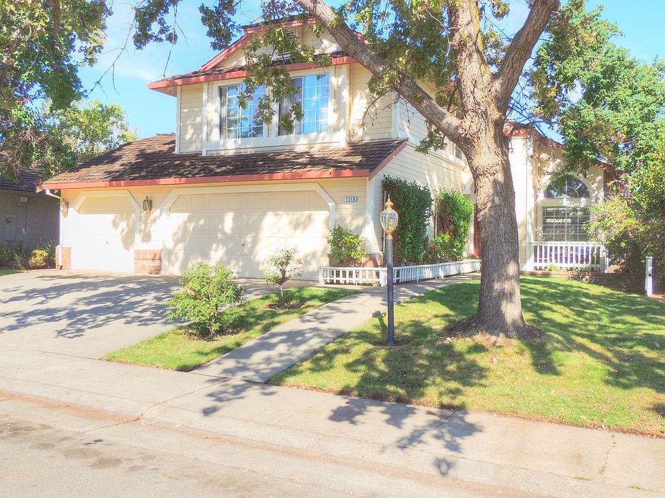 1st image of 1310 Champagne Cir