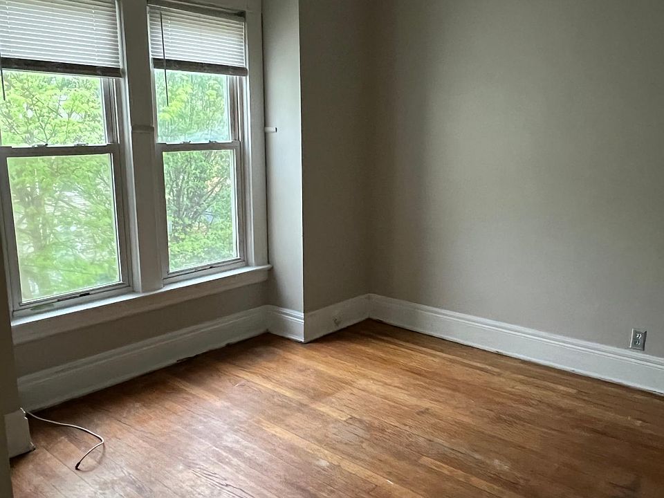 1st image of 126 Claremont Ave APT 4