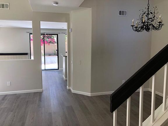 3rd image of 4781 Taranto Way