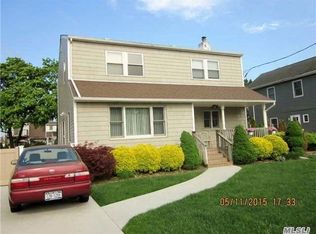 17 Herman Ave, North Babylon, NY 11703