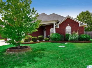 140 Appleberry Ln, Harvest, AL 35749