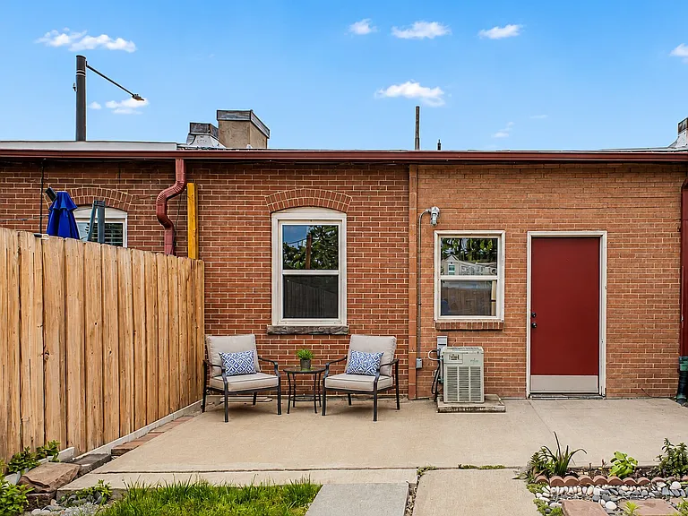 1630 W 38th Ave — Photo 10