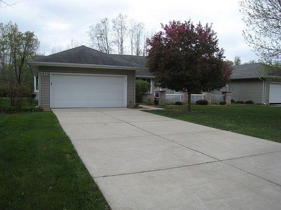 3rd image of 18556 Garwood Ct