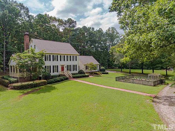 2nd image of 11221 Centaur Rd