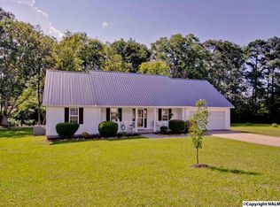 1314 Valerie Cir, Albertville, AL 35950