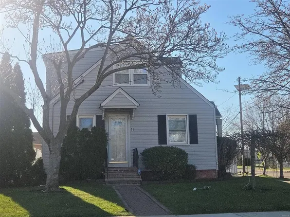 12 Linden St, Carteret, NJ 07008