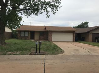 106 N Keystone Dr, Enid, OK 73703