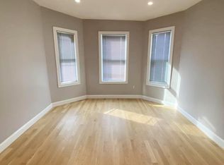 27 Leroy St FLOOR 3, Dorchester, MA 02122