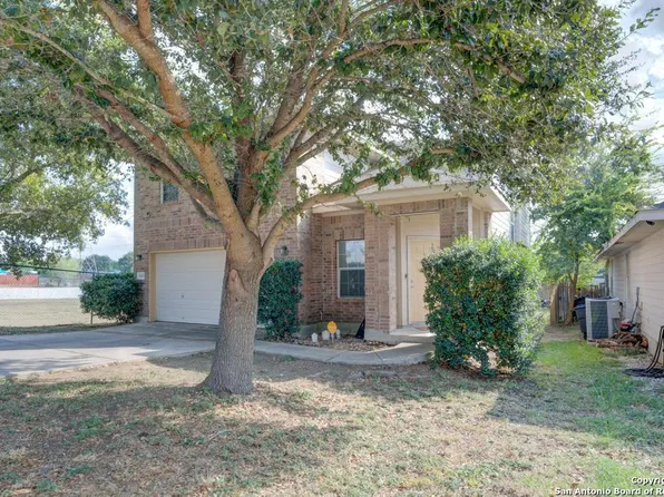 9402 EVERTON, San Antonio, TX 78245