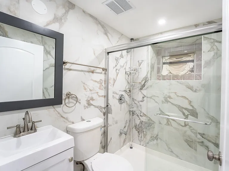 3331 S Wallace St #BASEMENT — Photo 6