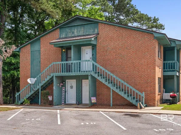 500 Grant St APT C210, Daphne, AL 36526