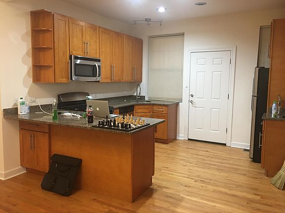 3rd image of 6119 S Greenwood Ave #1