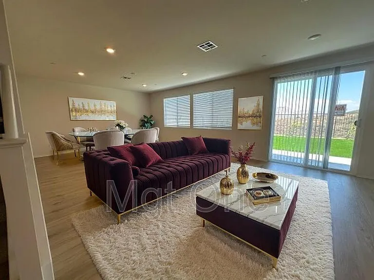 26170 Gentry Ave — Photo 9