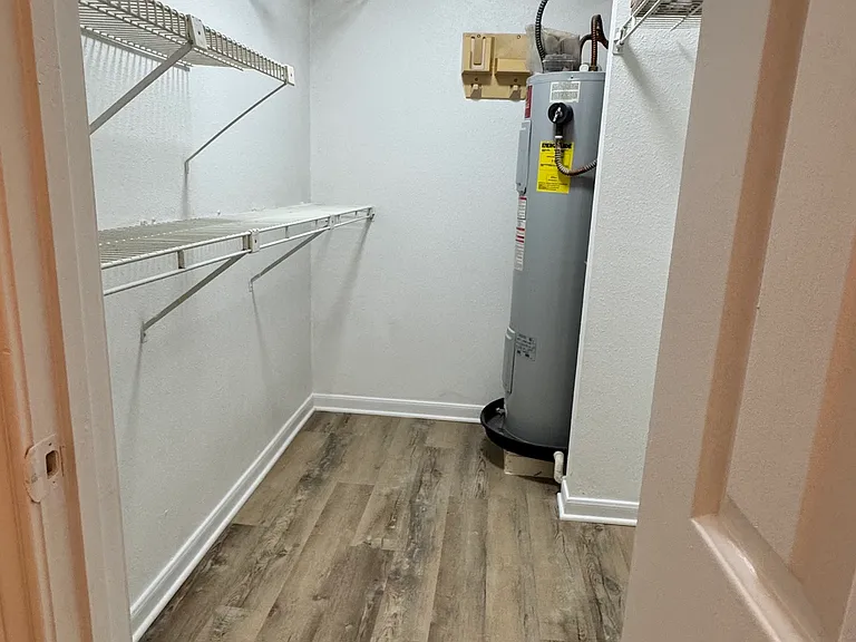 1311 Antoine Dr #122 — Photo 15