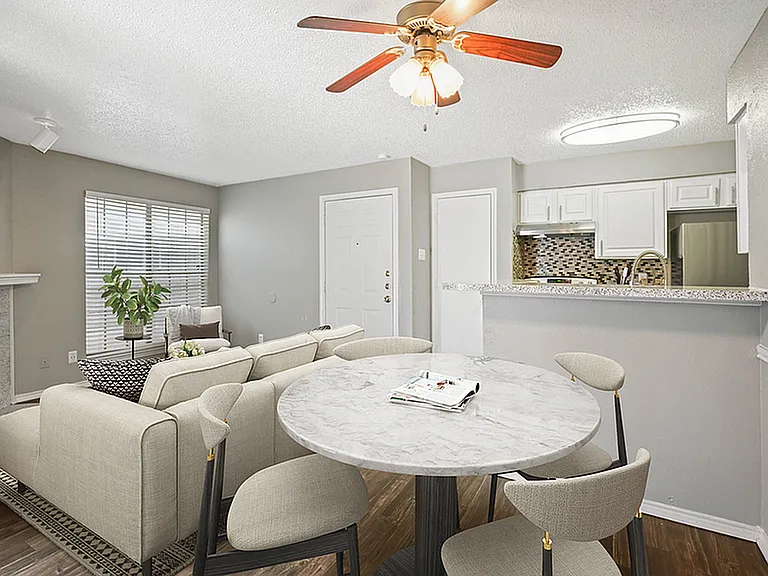 Westmoor Apartment Homes — Photo 2