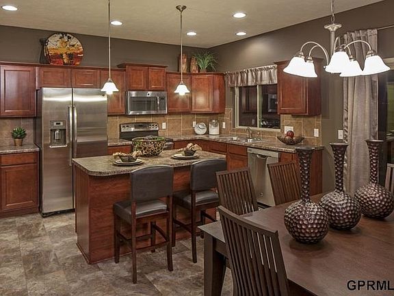 2nd image of 9303 S 168 Avenue Cir