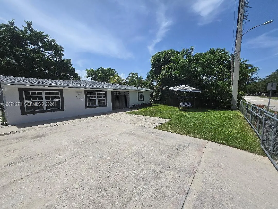Sun Ray Homes Greynolds P — Photo 2