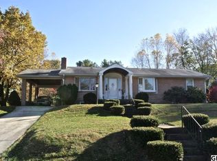736 Meadow Dr, Camp Hill, PA 17011