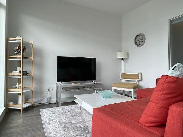 528 Pandora Ave #505 — Photo 9