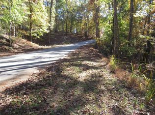 107 N Foxglove Rd, Westminster, SC 29693