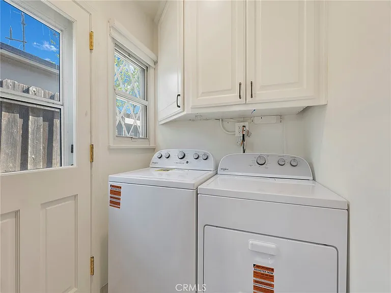 2108 N Pass Ave — Photo 11