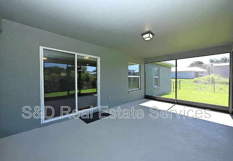 4435 Lake Hancock Rd — Photo 46