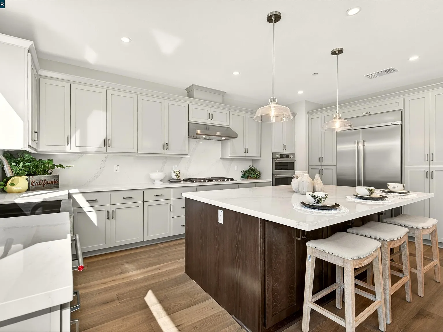 2201 Vandeleur Dr - Photo 5