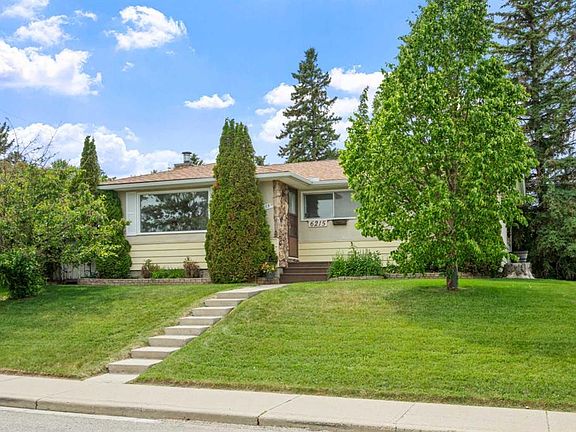 2nd image of 6215 E Thorncliffe Dr NW