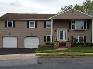 941 Farelane Ct, Harrisburg, PA 17112