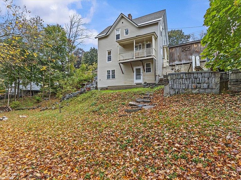 Listing photo 4