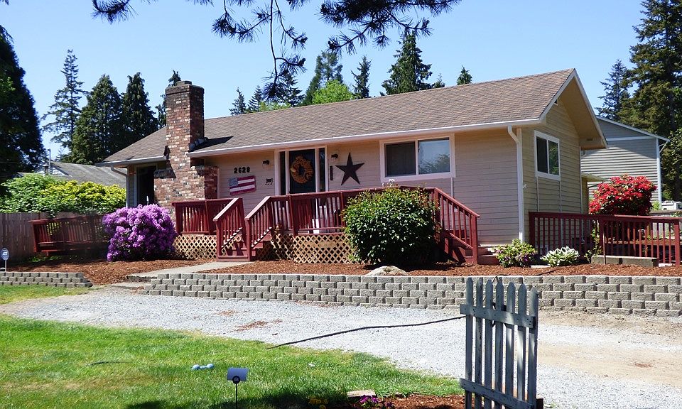 1st image of 2628 112th Ave E