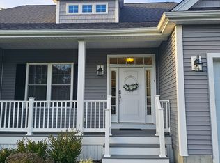 4 Sabrinas Way, Dartmouth, MA 02747