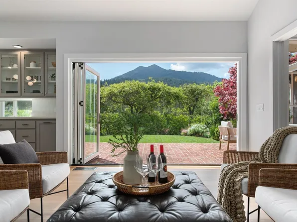 8 Live Oak Way, Kentfield, CA 94904