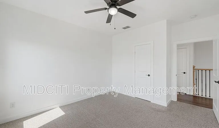 893 E Mather St — Photo 29