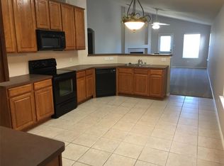 10201 Sourwood Dr, Fort Worth, TX 76244