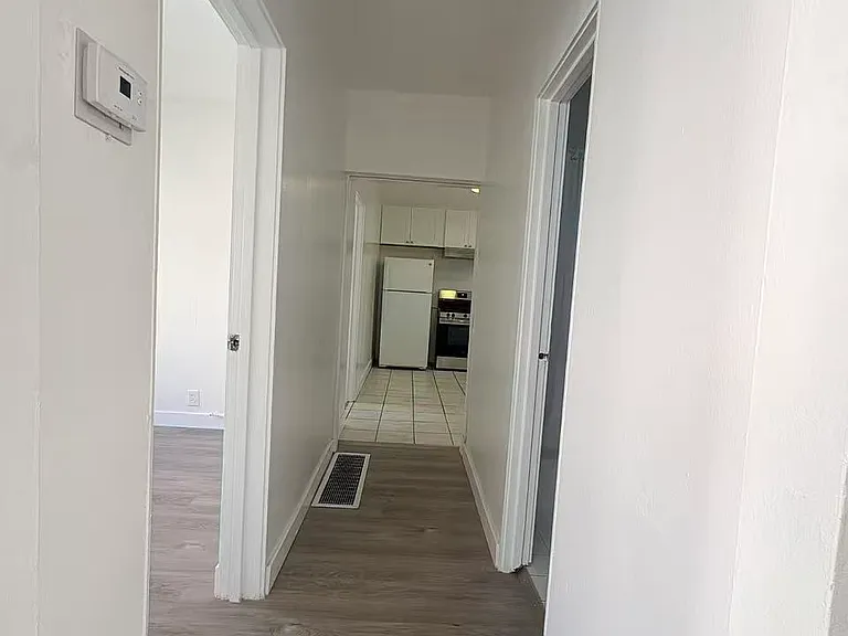 357 Lester Ave #359 — Photo 8