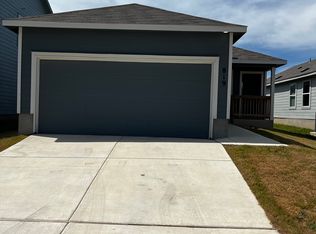 819 Canyon Ridge Dr, San Antonio, TX 78227