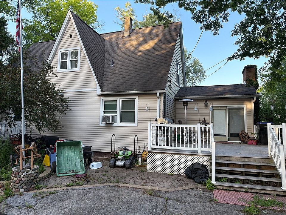 1st image of 922 Valley Ave