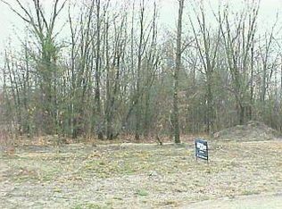 Hyde Park Rd, Muskegon, MI 49445