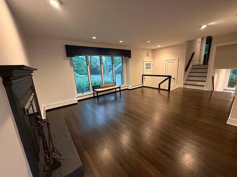 21 Sandra Dr — Photo 8