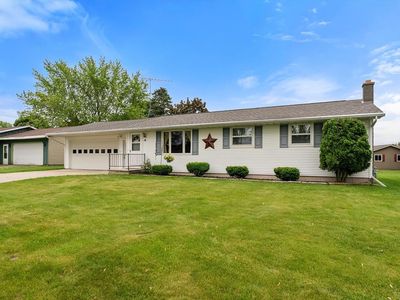 55 Villa Hgts Ct, Algoma, WI, 54201