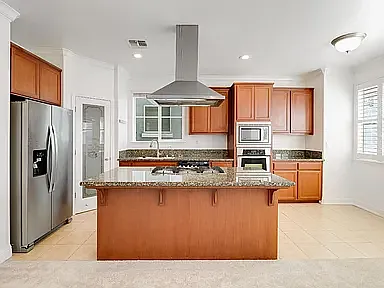 2609 Wisteria Way — Photo 8